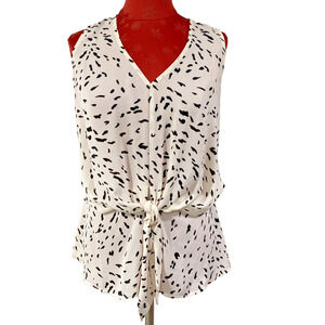 Chelsea28 Size M Sleeveless Blouse Top Faux Tie Waist Cream Black Animal Print